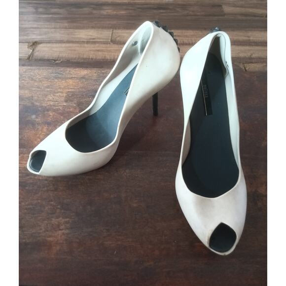 Melissa Women's Spikes 11 Peep Toe Heels - Ivory/Black Size 9 GUC - Picture 1 of 11